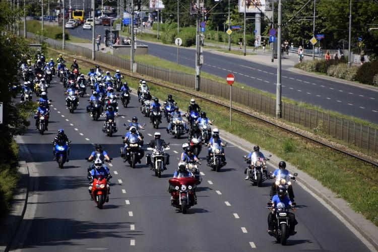 Motocykliści przejechali przez Wrocław w ramach 