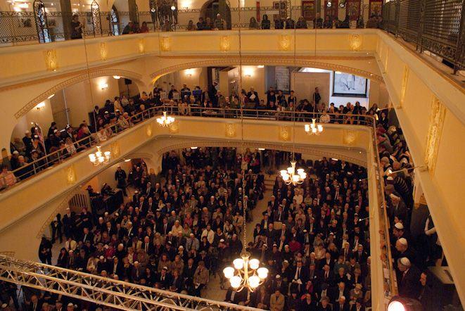 Do Synagogi pod Białym Bocianem powróciło życie