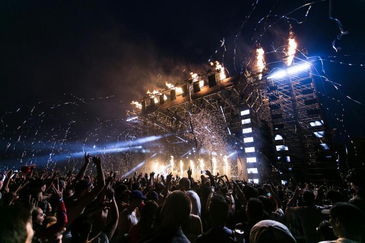 Prezydent zgodził się na koncert techno do białego rana, bo urzędnicy pomylili osiedla?