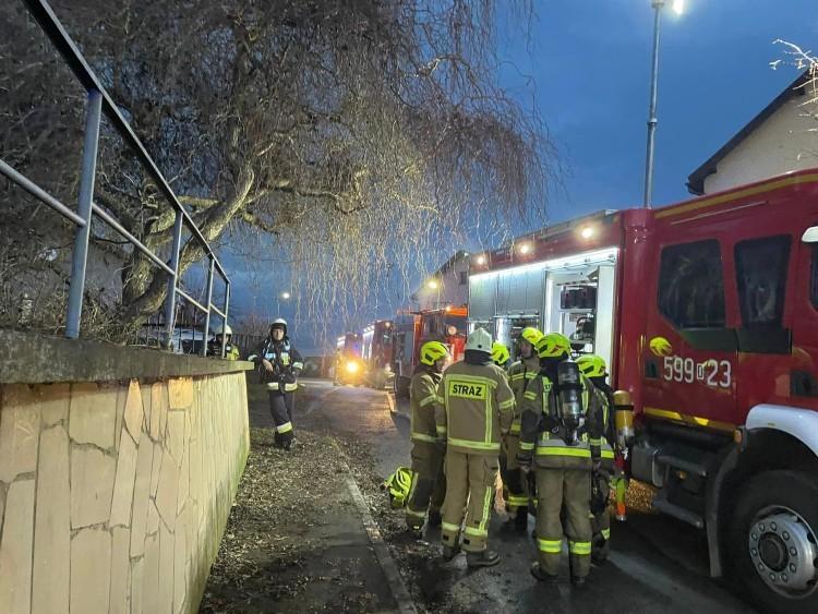 Duży pożar pod Wrocławiem. Paliła się sterta słomy
