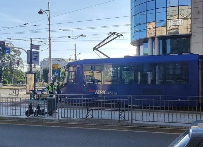 Wrocław: Awaria MPK - tramwaje nie jeżdżą przez pl. Bema