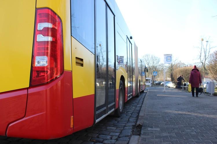 Tu nie dojedziesz, wrocławska komunikacja w tych miejscach istnieje, ale to fikcja!