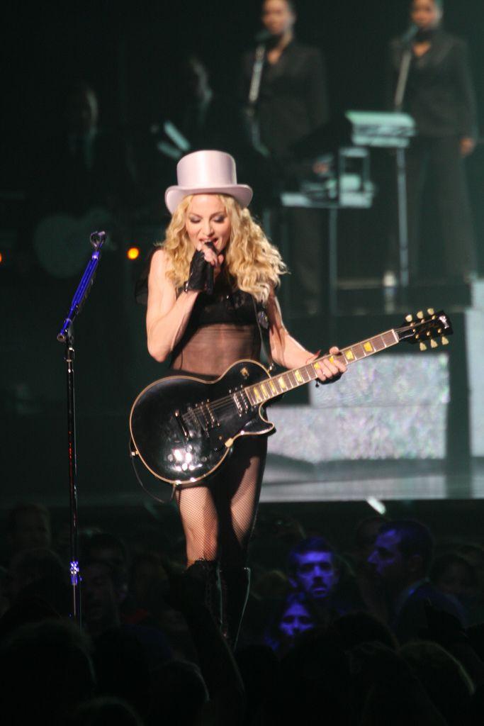 Madonna wystąpi w Warszawie, a nie we Wrocławiu