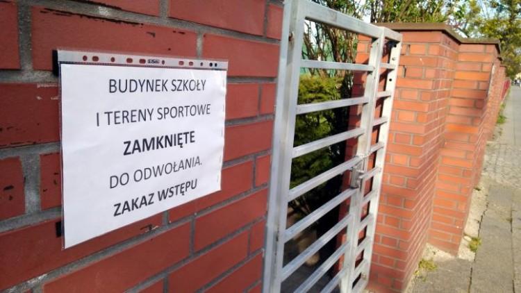To już pewne: 1 września uczniowie wrócą do szkół! W klasie bez maseczki