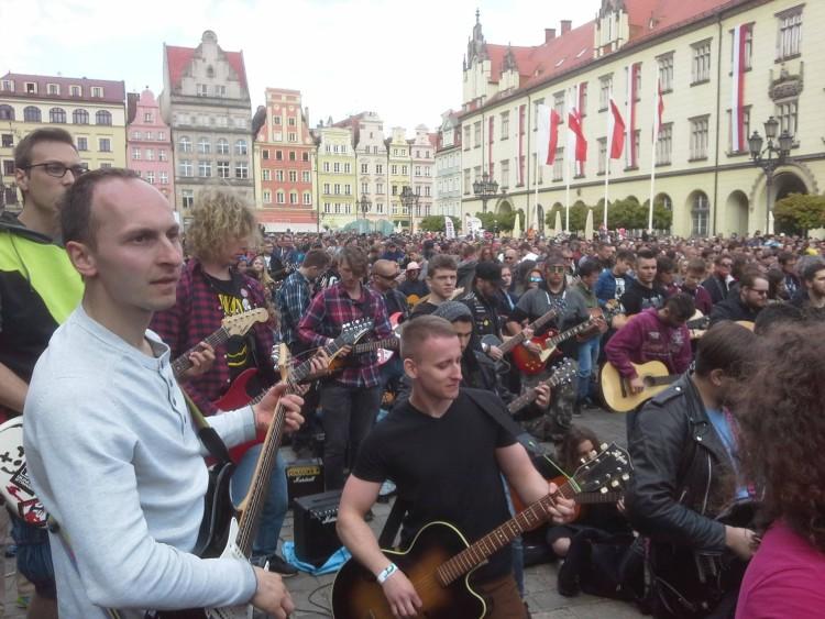 Gitarowy Rekord Guinnessa 2017. Rekord nie został pobity [DUŻO ZDJĘĆ]