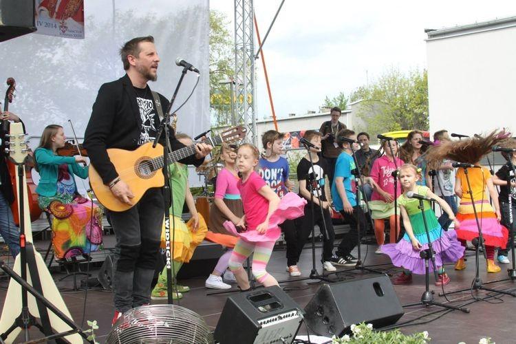 Arka Noego zagra na Światowym Dniu Krasnoludka z Gitarą we Wrocławiu