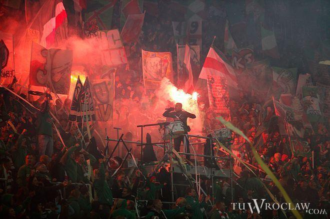 Wojewoda zamknął część Stadionu Miejskiego przez racowisko kibiców. Ale tylko na jeden mecz