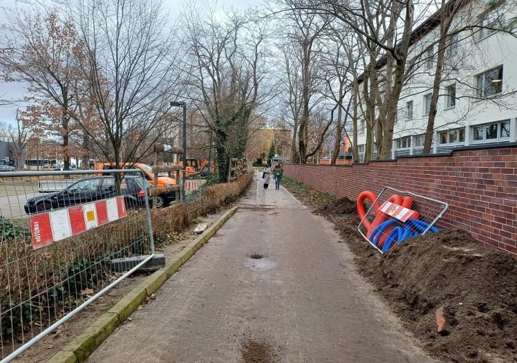 Rusza budowa drogi rowerowej na Szybkiej. Zobaczcie zdjęcia