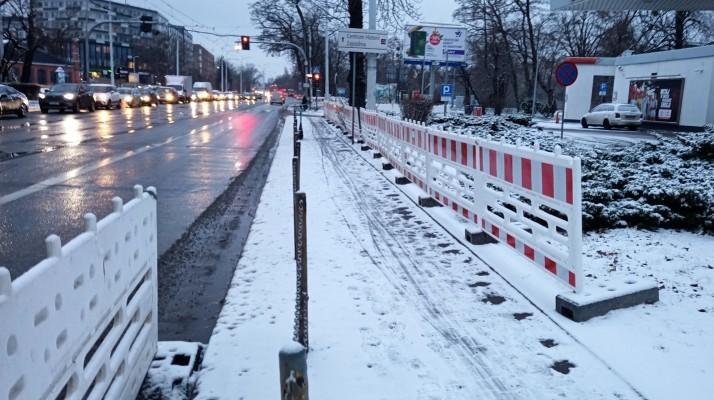 Wrocław: Perony wiedeńskie na Grabiszyńskiej coraz bliżej. Rozpoczęły się pierwsze prace