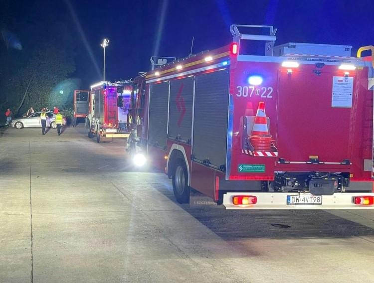 18-latka wjechała autem do Odry. Nie miała prawa jazdy