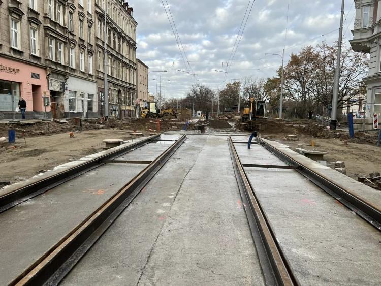 Dziś miał się skończyć remont Pomorskiej. Termin przełożony, a cena wzrosła