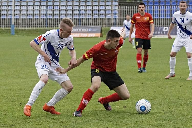 Cenne zwycięstwo 1KS-u. Wspaniała seria wrocławskich piłkarzy trwa! [WIDEO]
