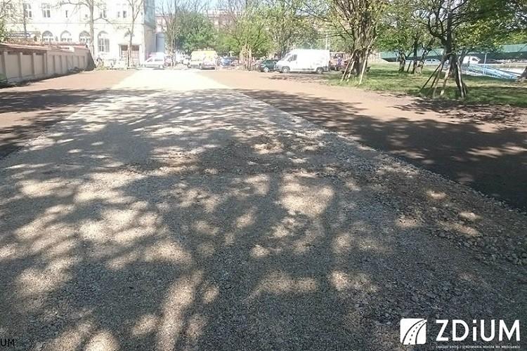 Kierowcy wkrótce skorzystają z nowego parkingu w centrum [ZDJĘCIA]