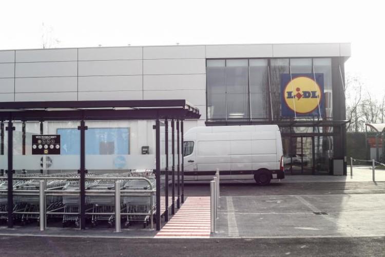 Nowy Lidl we Wrocławiu. Mimo wątpliwości powstanie obok cmentarza