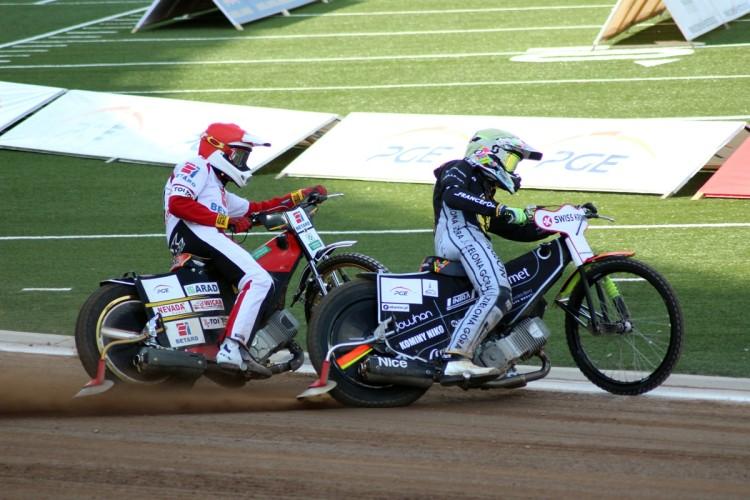 Betard Sparta - Falubaz Zielona Góra: świetny Janowski, zielonogórzanie zaskoczyli Spartę [WIDEO]