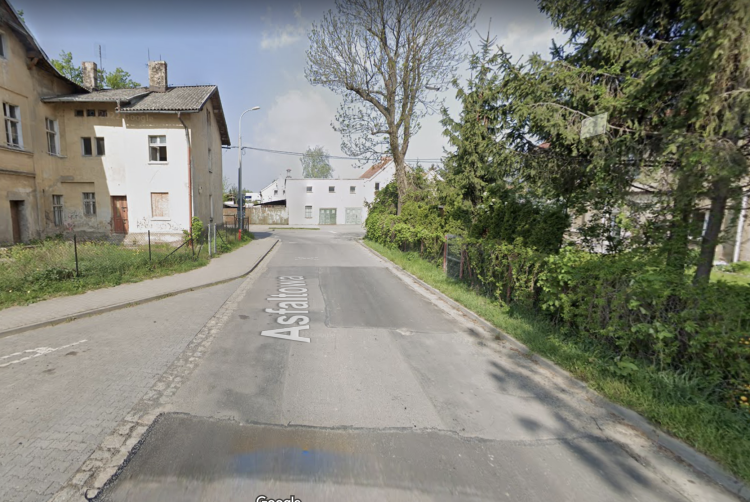 Wrocław: Jest przetarg na remont ul. Asfaltowej. Do trzech razy sztuka?