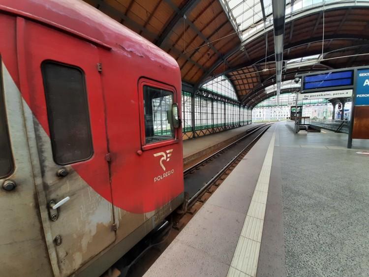 Wrocław: kilkaset kursów pociągów może być odwołanych. Kolejarze zapowiedzieli strajk generalny