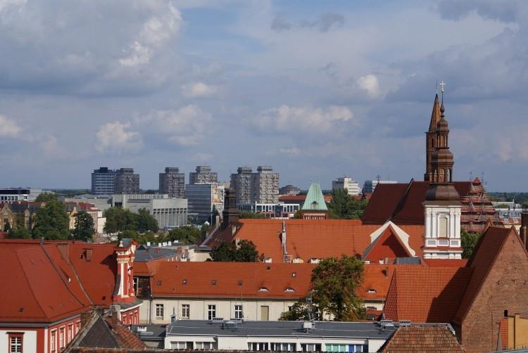 Wrocław: Co tak śmierdzi? Skarżą się mieszkańcy kilku osiedli