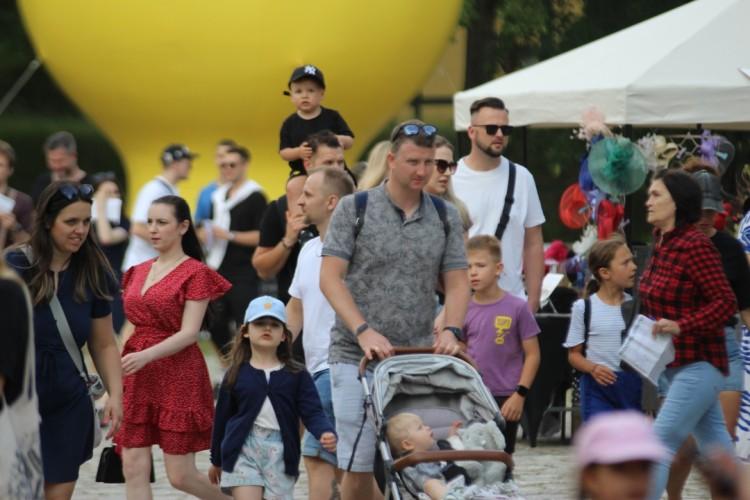 Dzień wyścigowy na Partynicach przyciągnął tłumy. Zobacz zdjęcia!