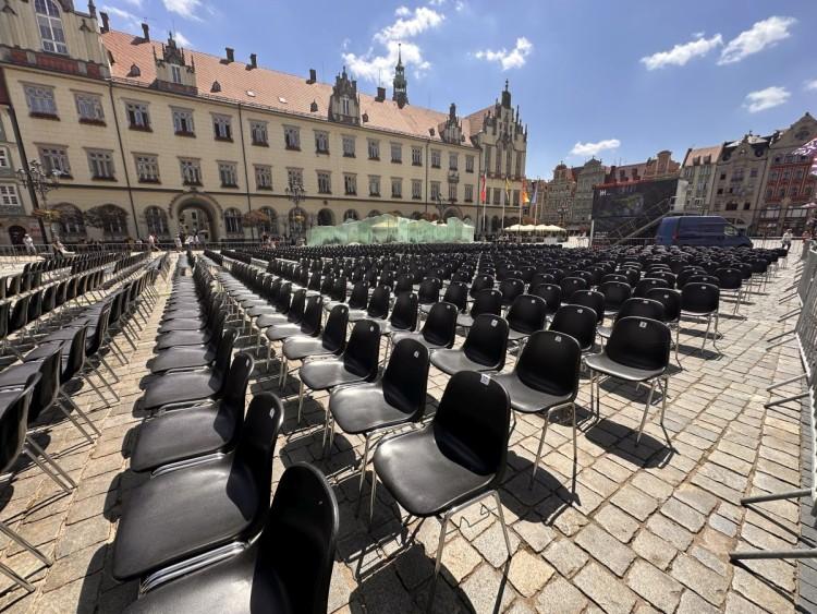 Darmowe kino na Rynku. To z okazji festiwalu Nowe Horyzonty