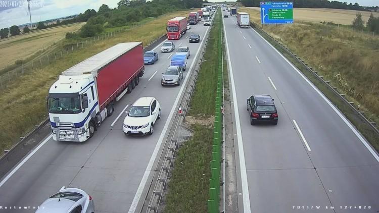Wypadek na A4. Autostrada zablokowana przez helikopter