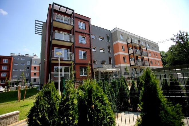 Pierwsze budynki ogromnego osiedla nad Odrą gotowe. Wkrótce zamieszka tam tysiąc osób