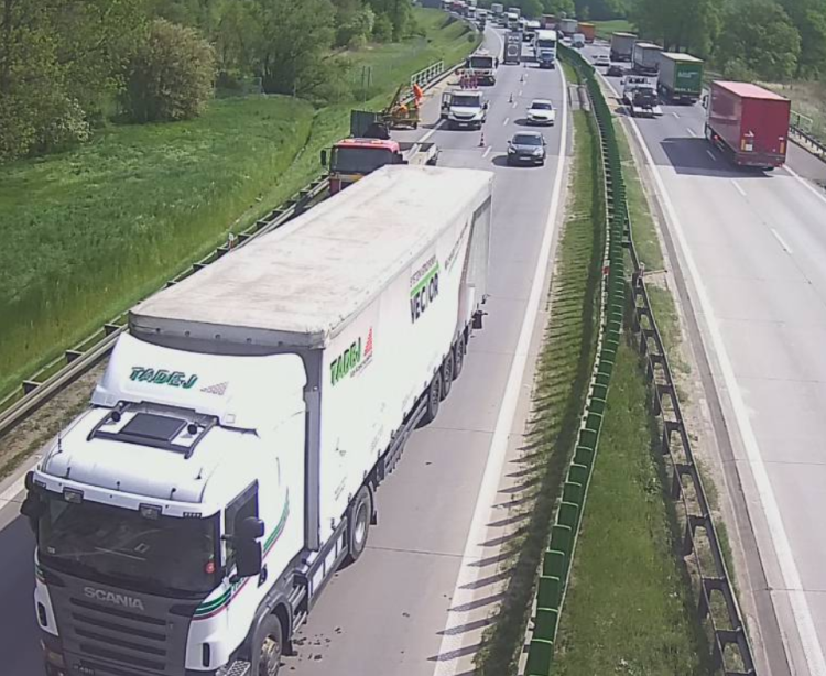 Utrudnienia na autostradzie A4 pod Wrocławiem: kilkukilometrowy korek