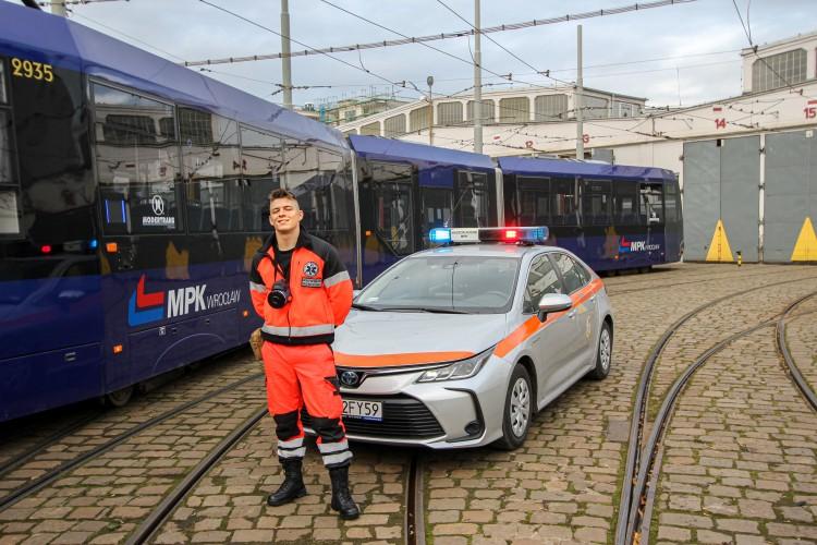 MPK zatrudnia ratowników medycznych. Będą pomagać przy wypadkach przed karetką