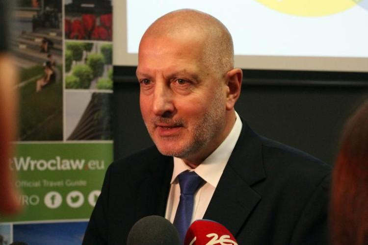 Rafał Dutkiewicz zwraca się do MSWiA z prośbą o... zabezpieczenie Marszu Niepodległości