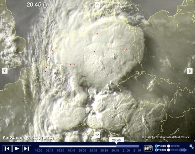 Nad Wrocław nadciąga potężna nawałnica z Niemiec