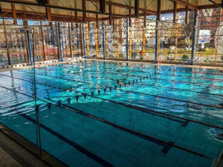 Koniec remontu basenu sportowego we wrocławskim aquaparku [ZDJĘCIA]