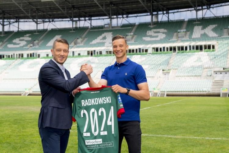 Śląsk zasila szeregi młodych piłkarzy. Kacper Radkowski zawodnikiem WKS-u!