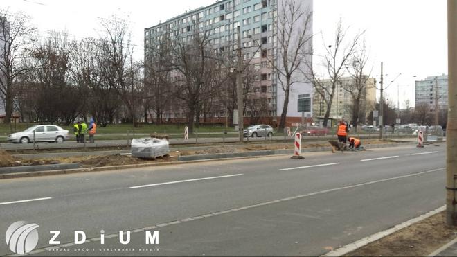 Trwa przebudowa układu drogowego koło Aquaparku. Sieć marketów robi to na własny koszt
