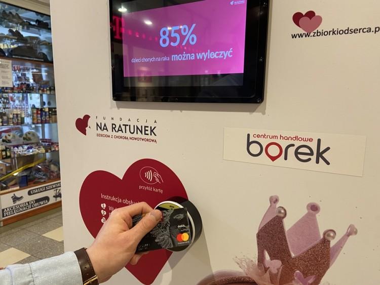 Dobromat w kolejnej wrocławskiej galerii. Podczas zakupów będzie można pomóc dzieciom