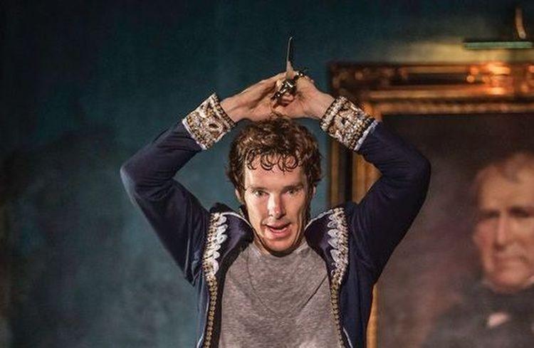 Pokaz „Hamleta” z serialowym Sherlockiem Benedictem Cumberbatchem