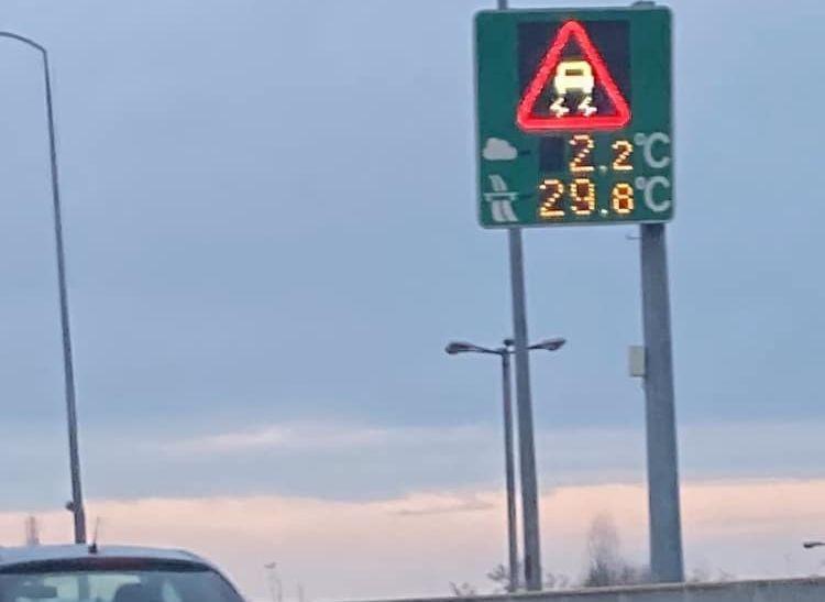 Wrocław: Globalne ocieplenie. Na moście Milenijnym jest prawie 30 stopni?