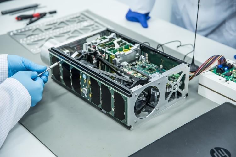 Polski satelita ScanSAT coraz bliżej ziemskiej orbity [ZDJĘCIA]