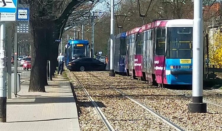 Utrudnienia na Biskupinie po wypadku tramwaju