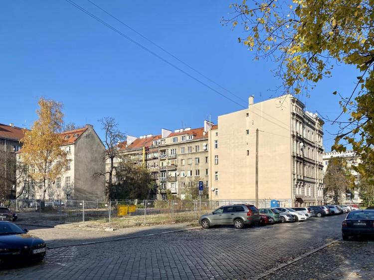 Nowe mieszkania we Wrocławiu. Powstaną na działce po siedzibie straży miejskiej