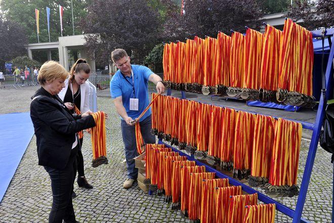 Zaprojektuj medale dla uczestników wrocławskiego maratonu i nocnego półmaratonu