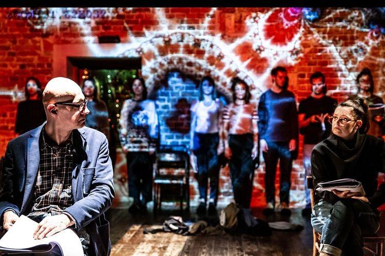 „Komedia czy tragedia?, czyli czytanie klasyki dramatu na festiwalu Opowiadania