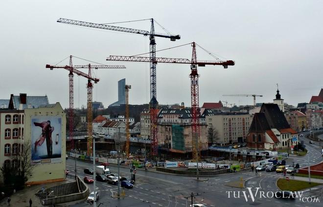Balonowy piknik, gra w bule, nordic walking, warsztaty budowania latawców już w niedzielę