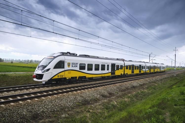 Pół miliarda złotych kredytu dla Kolei Dolnośląskich. Kupią za to nowe pociągi