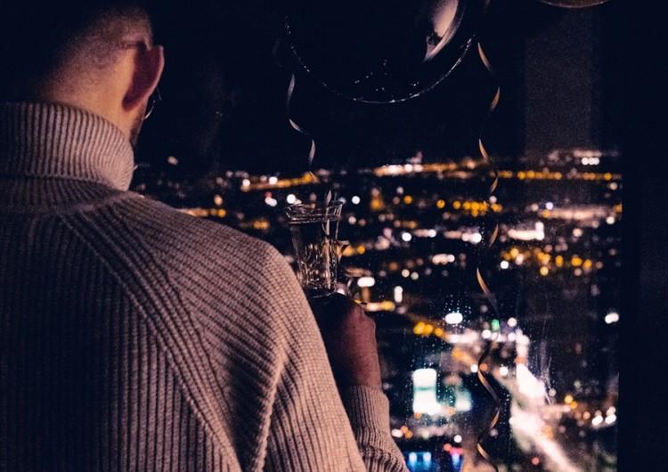 Sylwester z Wrocławia. Transmisja Sylwestra Życia ze Sky Tower [NA ŻYWO]