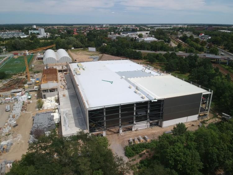 Tak powstaje nowa hala sportowa we Wrocławiu. Ale to jest gigant!
