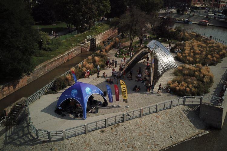 Na dachach, plażach i statku. Gdzie jeszcze odbędzie się festiwal muzyczny? [PROGRAM]