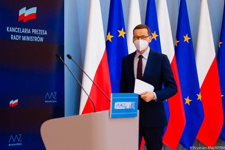 Premier: Piąta fala stała się faktem. Grozi nam 140 tysięcy zakażeń dziennie