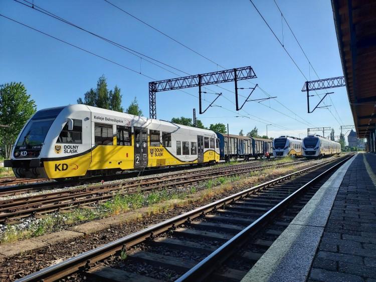 Wagony rowerowe w pociągach Kolei Dolnośląskich zadebiutują na trasie z Wrocławia