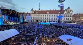 Koncert „Wrocław Przyszłości”. Gwiazdy na scenie, tłumy wrocławian na Rynku [ZDJĘCIA]