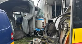 Przerażający wypadek MPK we Wrocławiu. Autobus rozerwał się na pół!